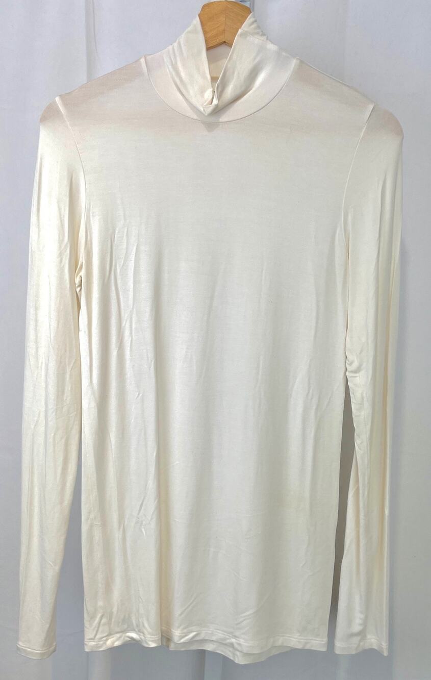 MAJESTIC Paris Turtleneck Top Superwashed Soft Touch Neiman Marcus Off White 3 M